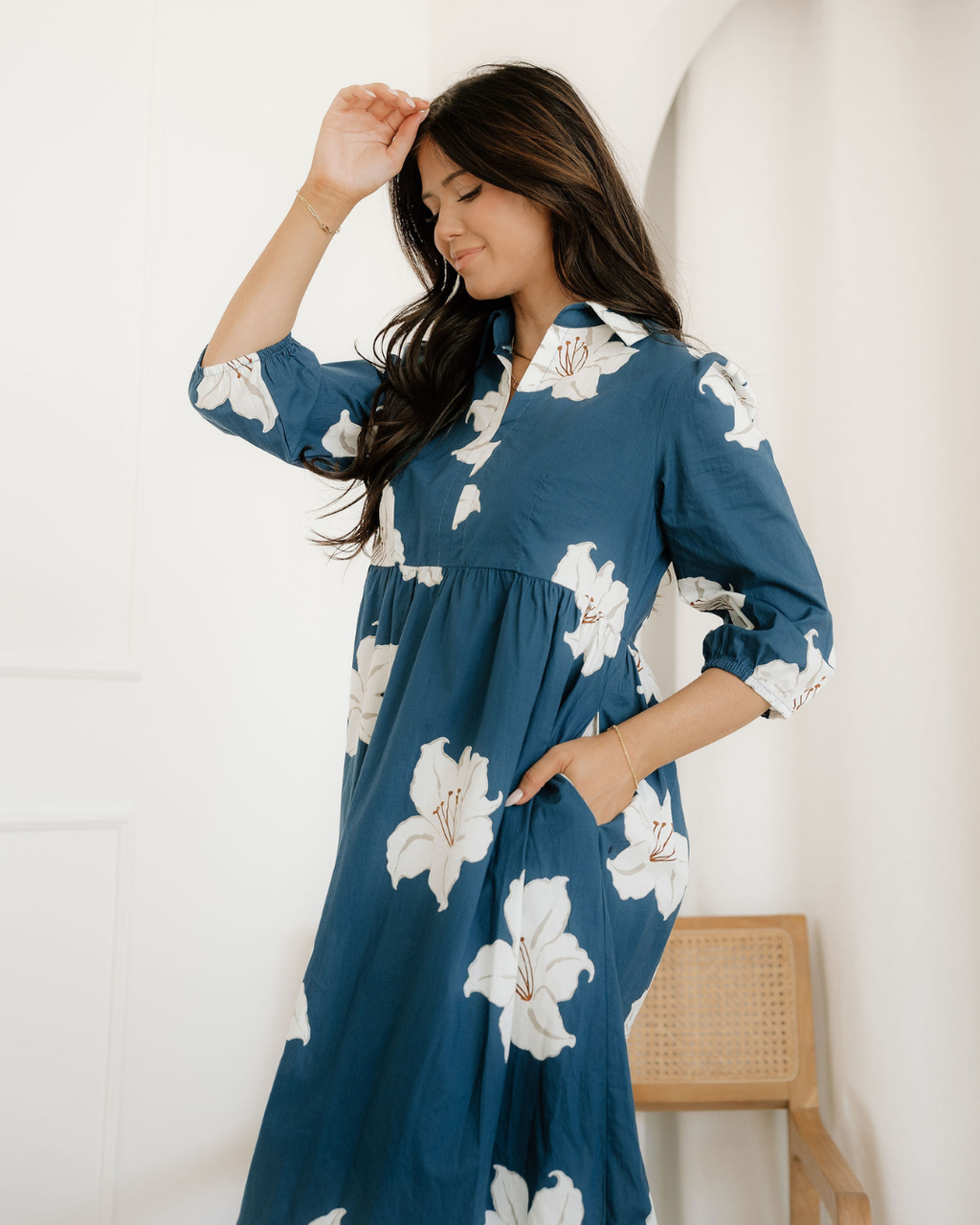 Winslet Floral Shirt Collar V Neck 3/4 Sleeve Shift Midi Dress